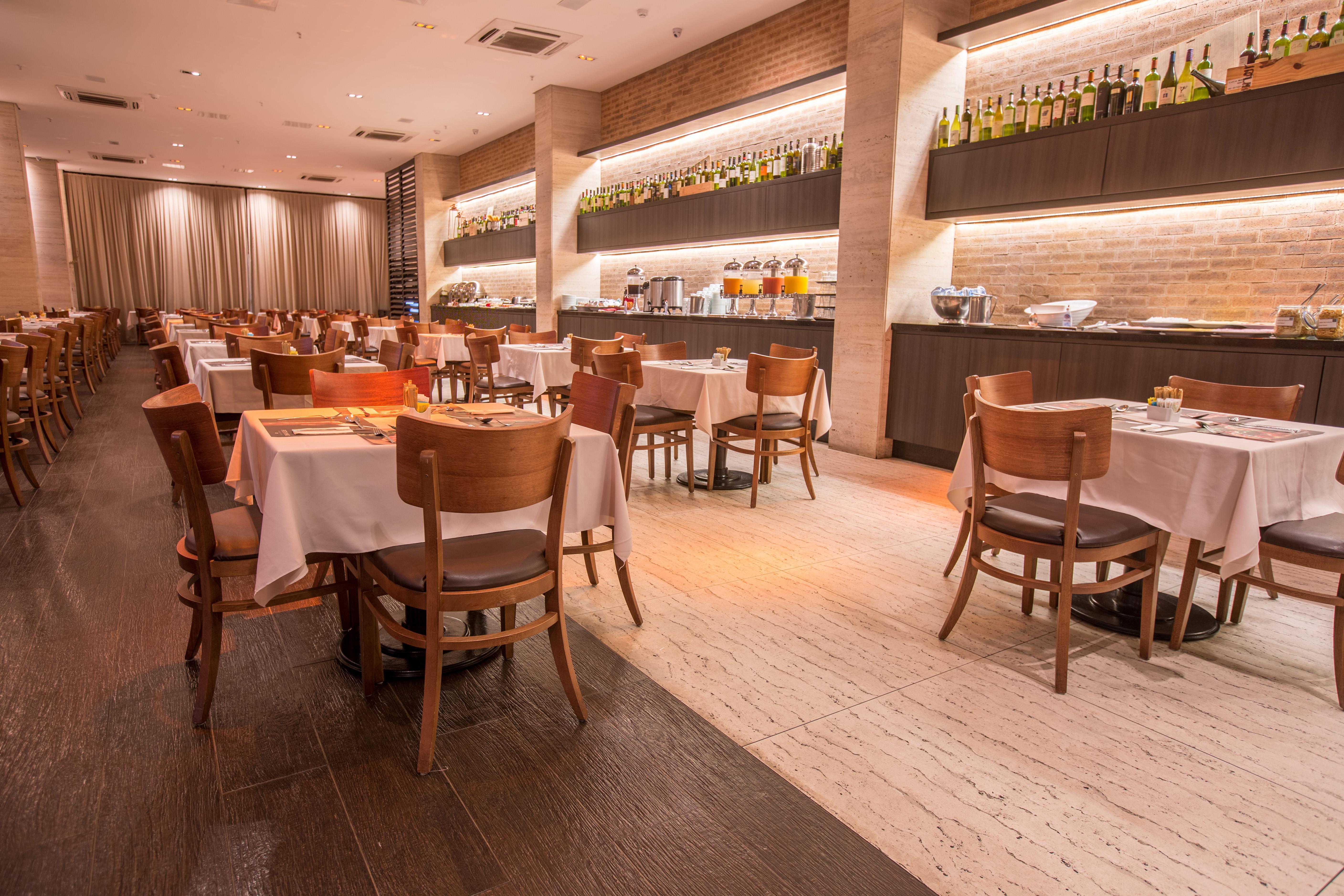 Cullinan Hplus Premium Brasília Exteriér fotografie Interior of the restaurant